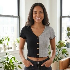 NOBO Two-Toned Ribbed Crop Top | Lettuce Edge | Size 1